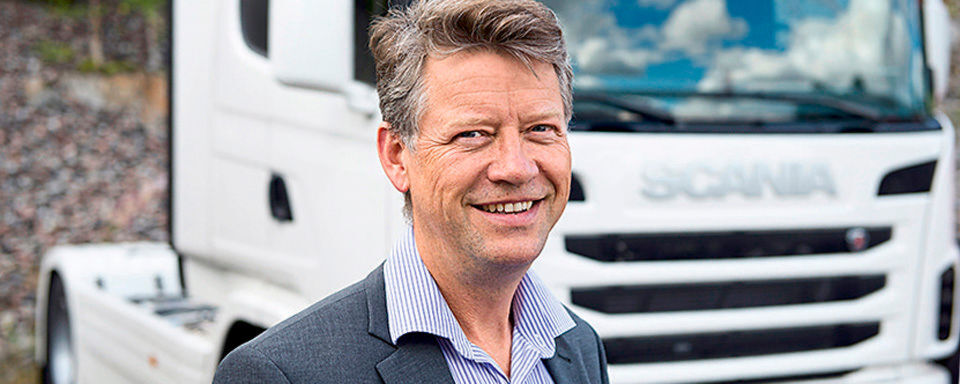 Nils-Gunnar Vågstedt, Chief Engineer Electromobility, Powertrain bei Scania, spricht über die Elektrifizierung von Trucks und über Scanias Pläne. Nils-Gunnar Vågstedt, Chief Engineer Electromobility, Powertrain bei Scania, spricht über die Elektrifizierung von Trucks und über Scanias Pläne.