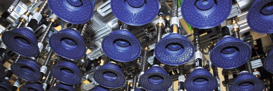 Bei der Auslegung eines Vakuumsystems ist es das Ziel, ein optimales Vakuum auf dem Blech zu erzeugen. Bei der Auslegung eines Vakuumsystems ist es das Ziel, ein optimales Vakuum auf dem Blech zu erzeugen.