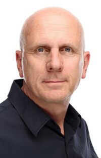 Michael Dressen, Geschäftsführer DACH bei Tech Data, hält den weiteren Ausbau von Services für nötig. Michael Dressen, Geschäftsführer DACH bei Tech Data, hält den weiteren Ausbau von Services für nötig.