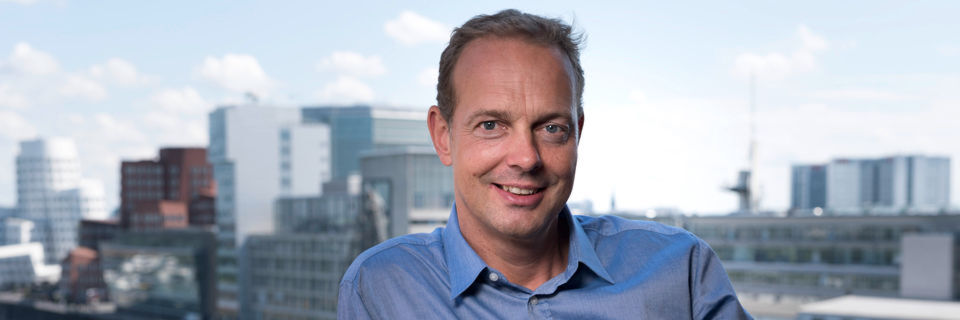 Der Autor: Bernd Groß ist SVP IoT & Cloud Business Software AG, CEO Cumulocity Der Autor: Bernd Groß ist SVP IoT & Cloud Business Software AG, CEO Cumulocity
