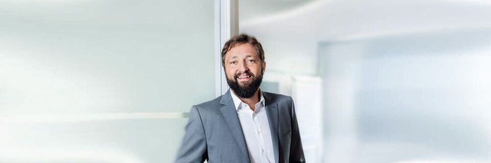 Nach mehr als fünf Jahren an der Spitze von Cisco Deutschland wird Oliver Tuszik nun von dem Netzwerk-Hersteller in die Position des weltweiten Channel-Chefs berufen. Nach mehr als fünf Jahren an der Spitze von Cisco Deutschland wird Oliver Tuszik nun von dem Netzwerk-Hersteller in die Position des weltweiten Channel-Chefs berufen.
