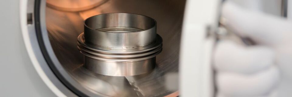 Neben Industrie 4.0 wird in der Teilereinigung auch das Thema filmische Verunreinigungen immer wichtiger. Neben Industrie 4.0 wird in der Teilereinigung auch das Thema filmische Verunreinigungen immer wichtiger.