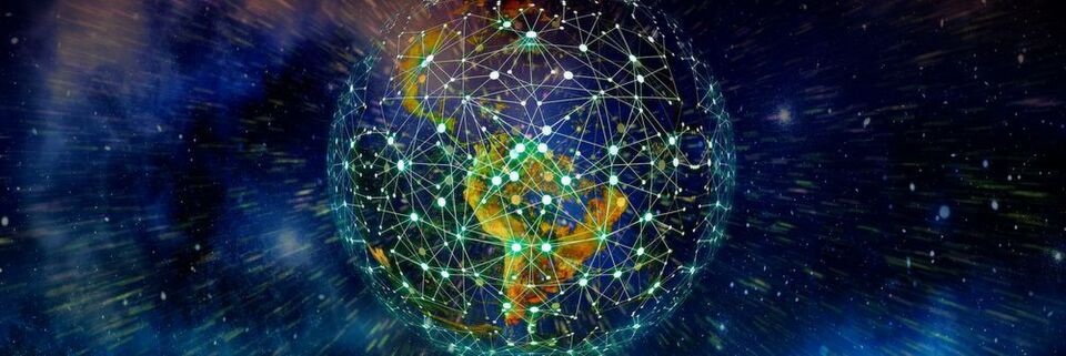 Der Bildungssektor ist die Branche, die bislang am wenigsten mit der Digitalisierung in Berührung kommt. Der Bildungssektor ist die Branche, die bislang am wenigsten mit der Digitalisierung in Berührung kommt.