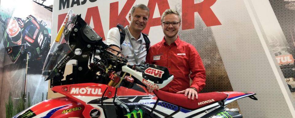 Johannes Hemme (re.), Motul Deutschland, und Stephan Maderner. Johannes Hemme (re.), Motul Deutschland, und Stephan Maderner.