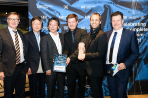 Das Gemeinschaftsprojekt des baden-württembergischen LED-Spezialisten Lumitronix, des Halbleiterherstellers Seoul Semiconductor und des Technikkonzerns Toshiba Materials konnte auf der diesjährigen LED Professional Symposium & Expo 2018 in Bregenz den begehrten LpS-Award in der Kategorie „Best Field Application“ gewinnen. Das Gemeinschaftsprojekt des baden-württembergischen LED-Spezialisten Lumitronix, des Halbleiterherstellers Seoul Semiconductor und des Technikkonzerns Toshiba Materials konnte auf der diesjährigen LED Professional Symposium & Expo 2018 in Bregenz den begehrten LpS-Award in der Kategorie „Best Field Application“ gewinnen.