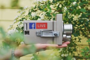 Bewegtbilder im Social Media sind für B2B-Marketer von großer Relevanz. Facebook, die führende Plattform seit Jahren, verliert jedoch an Bedeutung. Bewegtbilder im Social Media sind für B2B-Marketer von großer Relevanz. Facebook, die führende Plattform seit Jahren, verliert jedoch an Bedeutung.