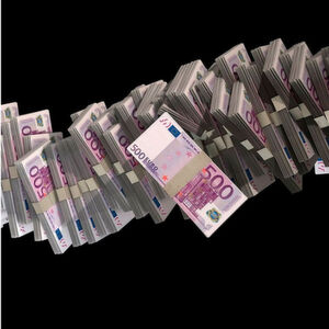 StepStone bietet neben dem jährlichen StepStone Gehaltsreport für Fach- und Führungskräfte weitere Services zum Thema Gehalt. Dazu gehört auch der Gehaltsplaner. StepStone bietet neben dem jährlichen StepStone Gehaltsreport für Fach- und Führungskräfte weitere Services zum Thema Gehalt. Dazu gehört auch der Gehaltsplaner.