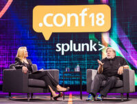 Susan St. Ledger, Splunk-Managerin für Global Field Operations, und Steve Wozniak, der Mitgründer von Apple. Susan St. Ledger, Splunk-Managerin für Global Field Operations, und Steve Wozniak, der Mitgründer von Apple.