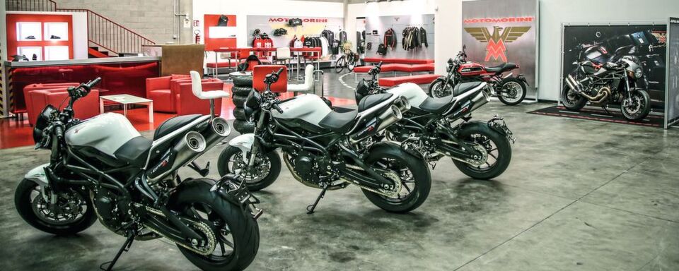 Am 3. Oktober kam die Nachricht, dass Moto Morini an die chiensische Zhongneng Vehicle Group verkauft wurde. Am 3. Oktober kam die Nachricht, dass Moto Morini an die chiensische Zhongneng Vehicle Group verkauft wurde.