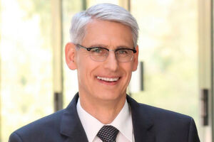 Andreas Schmid, neuer Leiter Vertriebsdirektion Lkw Württemberg (zum Vergrößern anklicken). Andreas Schmid, neuer Leiter Vertriebsdirektion Lkw Württemberg (zum Vergrößern anklicken).