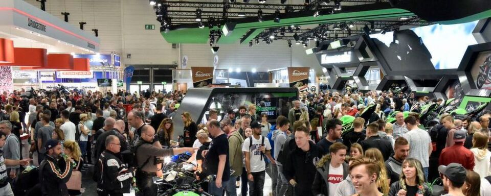 Wird die neue Herstellerrange wie sie hier zum Beispiel mit der 125er Kawasaki auf der Intermot vorgestellt wurde, den Markt beleben? Einige Modellneuheiten sollen ja noch dieses Jahr zu haben sein. Wird die neue Herstellerrange wie sie hier zum Beispiel mit der 125er Kawasaki auf der Intermot vorgestellt wurde, den Markt beleben? Einige Modellneuheiten sollen ja noch dieses Jahr zu haben sein.