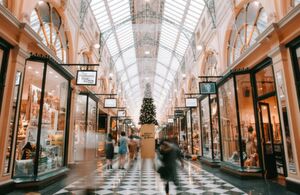 Omni-Channel bedeutet nahtloses Einkaufen über alle Verkaufskanäle hinweg. 40 Prozent derjenigen, die bisher nur über einen stationären Laden verfügen, planen eine Erweiterung im Bereich E-Commerce. Omni-Channel bedeutet nahtloses Einkaufen über alle Verkaufskanäle hinweg. 40 Prozent derjenigen, die bisher nur über einen stationären Laden verfügen, planen eine Erweiterung im Bereich E-Commerce.