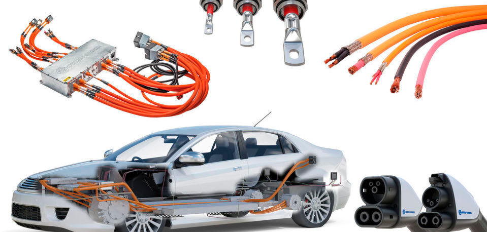 Huber+Suhner präsentiert sein komplettes Fahrzeugkabel- und Kabelsystemportfolio für E-Fahrzeuge einschließlich eines Schnellladesystems. Huber+Suhner präsentiert sein komplettes Fahrzeugkabel- und Kabelsystemportfolio für E-Fahrzeuge einschließlich eines Schnellladesystems.