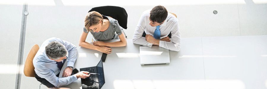 73 Prozent der befragten Angestellten gaben an, dass sie die Einführung einer Software zum Teilen und Erhalten von Wissen begrüßen würden. 73 Prozent der befragten Angestellten gaben an, dass sie die Einführung einer Software zum Teilen und Erhalten von Wissen begrüßen würden.