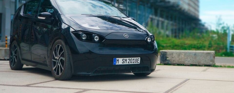 Der Sono Sion ist ein Elektrofahrzeug mit Solar-Integration. Der Sono Sion ist ein Elektrofahrzeug mit Solar-Integration.