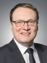 Frank Schöneberg, Head of Public Sector Sales Germany bei CHG-MERIDIAN, ermutigt Öffentliche Verwaltungen die Potenziale der Digitalisierung auszuschöpfen Frank Schöneberg, Head of Public Sector Sales Germany bei CHG-MERIDIAN, ermutigt Öffentliche Verwaltungen die Potenziale der Digitalisierung auszuschöpfen