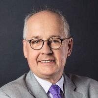 „Wir müssen weg vom schlechten, fossilen Image“, erklärt Dr. Michael Ladwig, Präsident des europäischen Herstellerverbandes EU Turbines und Director Scientific Collaboration. „Wir müssen weg vom schlechten, fossilen Image“, erklärt Dr. Michael Ladwig, Präsident des europäischen Herstellerverbandes EU Turbines und Director Scientific Collaboration.