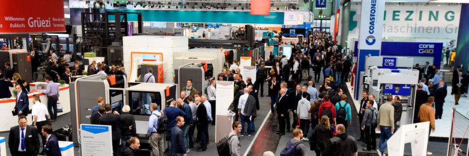 Auf der Euroblech 2018 zeigen 1.507 Aussteller aus 40 Ländern die neuesten Innovationen der Blechbearbeitung. Auf der Euroblech 2018 zeigen 1.507 Aussteller aus 40 Ländern die neuesten Innovationen der Blechbearbeitung.
