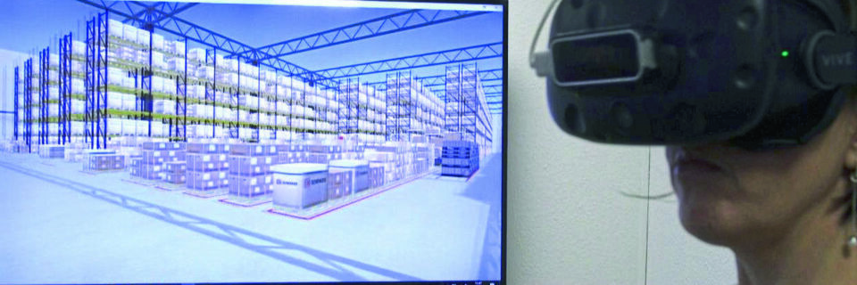 Zusammen mit dem Fraunhofer-IML entwickelt Schenker Deutschland innovative Mitarbeitertrainings. Zusammen mit dem Fraunhofer-IML entwickelt Schenker Deutschland innovative Mitarbeitertrainings.