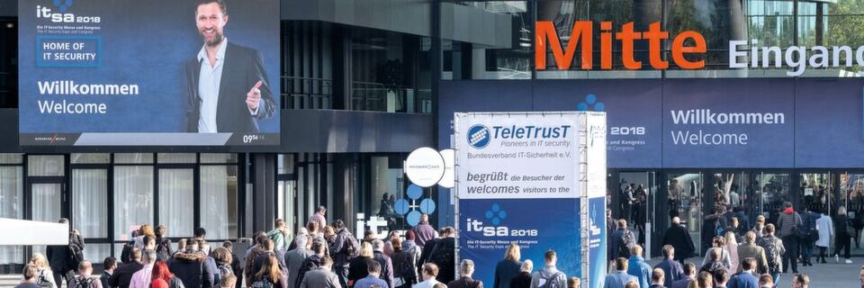 Auf der it-sa 2018 herrschte reges Treiben. Die Zahl der Aussteller und Besucher ist weiter gewachsen. Auf der it-sa 2018 herrschte reges Treiben. Die Zahl der Aussteller und Besucher ist weiter gewachsen.