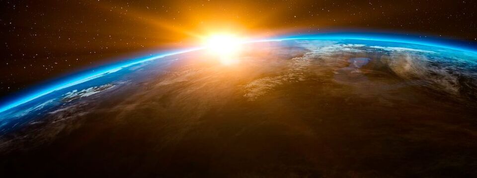 Schrott ist im Orbit viel wertvoller als auf der Erdoberfläche. Schrott ist im Orbit viel wertvoller als auf der Erdoberfläche.