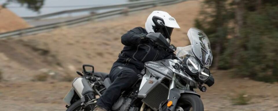 Die Triumph Tiger 800 XRx im Test. Die Triumph Tiger 800 XRx im Test.