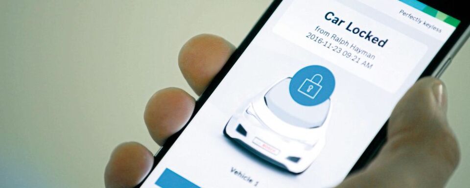 Auf oder zu? Das Smartphone gibt Auskunft und wird künftig auch den Autoschlüssel ersetzen. Auf oder zu? Das Smartphone gibt Auskunft und wird künftig auch den Autoschlüssel ersetzen.