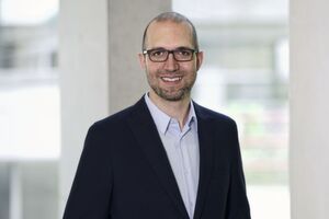 Der Konstanzer Chemiker Dr. Thomas Böttcher arbeitet mit seinem Team an alternativen Methoden gegen den Krankenhauskeim Pseudomonas aeruginosa. Der Konstanzer Chemiker Dr. Thomas Böttcher arbeitet mit seinem Team an alternativen Methoden gegen den Krankenhauskeim Pseudomonas aeruginosa.