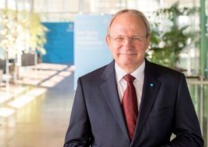 „Wichtig ist das Bewusstsein dafür, dass ich mich mit der Instandhaltung in einem Bereich des schützenswerten Unternehmens-Know-hows befinde“, Dr. Jens Reichel, Leiter Technische Dienstleistungen & Energie bei der thyssenkrupp Steel Europe AG „Wichtig ist das Bewusstsein dafür, dass ich mich mit der Instandhaltung in einem Bereich des schützenswerten Unternehmens-Know-hows befinde“, Dr. Jens Reichel, Leiter Technische Dienstleistungen & Energie bei der thyssenkrupp Steel Europe AG
