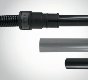 In Grau und Schwarz bietet Fränkische Industrial Pipes (FIP) jetzt Polyamid-6-Glattrohre an, die als Alternative für Aluminiumrohre für den Bahntechnik-Innenbereich zum Schutz von Kabeln eingesetzt werden können. Laut FIP halten sie Temperaturen zwischen -50 und 120 °C aus. Als passende Verbindungstechnik empfiehlt FIP sein System Fiplock-One Aipa, das auch Glatt- mit Wellrohren sicher kombinieren kann (siehe oben im Bild). In Grau und Schwarz bietet Fränkische Industrial Pipes (FIP) jetzt Polyamid-6-Glattrohre an, die als Alternative für Aluminiumrohre für den Bahntechnik-Innenbereich zum Schutz von Kabeln eingesetzt werden können. Laut FIP halten sie Temperaturen zwischen -50 und 120 °C aus. Als passende Verbindungstechnik empfiehlt FIP sein System Fiplock-One Aipa, das auch Glatt- mit Wellrohren sicher kombinieren kann (siehe oben im Bild).