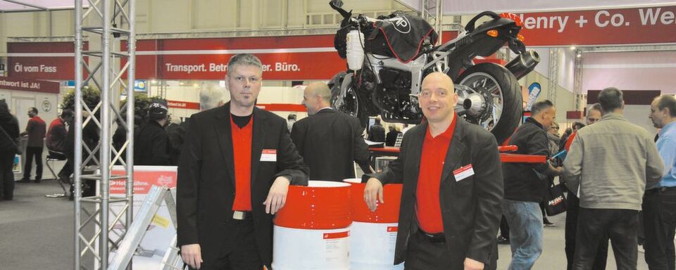 Gebündelte Fachkompetenz: Vertriebsleiter Motorrad Thomas Langefeld (re.) und Stefan Onken (li.), Leiter Motorrad bei Matthies. Gebündelte Fachkompetenz: Vertriebsleiter Motorrad Thomas Langefeld (re.) und Stefan Onken (li.), Leiter Motorrad bei Matthies.