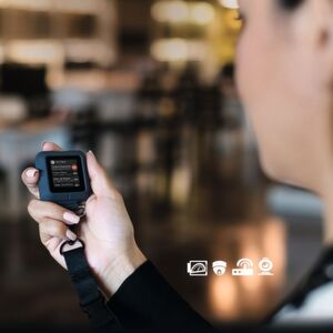 Seit Jahrzehnten sind Windows Embedded-Betriebssysteme auf Embedded-Devices. Nun hat Cloud Computing die Embedded-Industrie revolutioniert und Embedded Computing mit dem Internet der Dinge (IoT) zum Mainstream gemacht. Kleine und große Unternehmen aus allen Branchen suchen nach IoT-Technologien, um ihre Unternehmen zu digitalisieren, Kosten und Zeit zu sparen sowie weitere Vorteile zu erzielen. Hier positioniert sich Windows nun, um mit Windows 10 IoT in Verbindung mit der Microsoft Azure-Cloud-Plattform Intelligenz an den Ort des Geschehens, die IoT-„Edge“, zu bringen. Seit Jahrzehnten sind Windows Embedded-Betriebssysteme auf Embedded-Devices. Nun hat Cloud Computing die Embedded-Industrie revolutioniert und Embedded Computing mit dem Internet der Dinge (IoT) zum Mainstream gemacht. Kleine und große Unternehmen aus allen Branchen suchen nach IoT-Technologien, um ihre Unternehmen zu digitalisieren, Kosten und Zeit zu sparen sowie weitere Vorteile zu erzielen. Hier positioniert sich Windows nun, um mit Windows 10 IoT in Verbindung mit der Microsoft Azure-Cloud-Plattform Intelligenz an den Ort des Geschehens, die IoT-„Edge“, zu bringen.