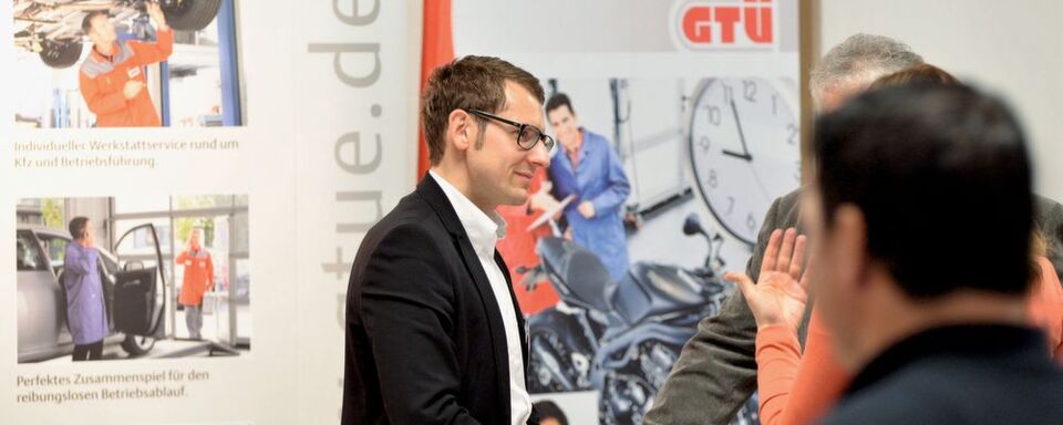 Die GTÜ auf einer früheren »bike und business«-Fachtagung, im Bild der Leiter Marketing Daniel Klein. Die GTÜ auf einer früheren »bike und business«-Fachtagung, im Bild der Leiter Marketing Daniel Klein.