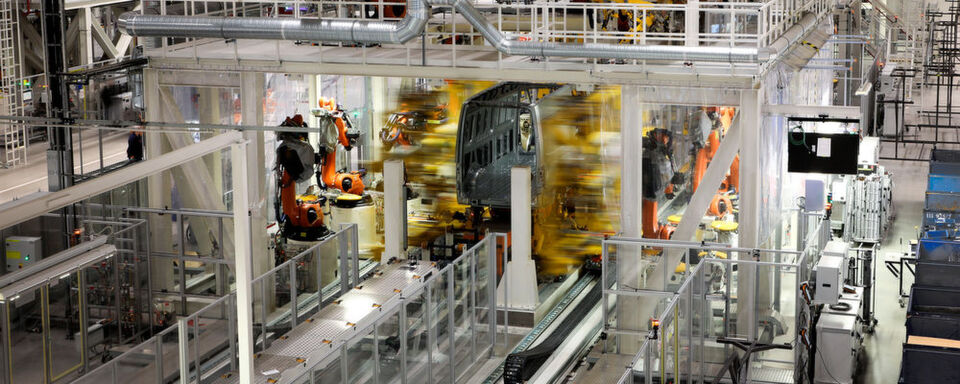 Die Produktion bei MAN: Die Auslastung der Bänder steuert eine spezielle Software. Die Produktion bei MAN: Die Auslastung der Bänder steuert eine spezielle Software.