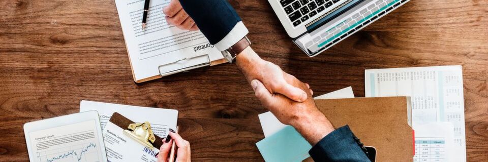 2019 werden traditionelle Vertriebsmethoden auf den Prüfstand gestellt. Analoge und digitale Techniken müssen zusammenwachsen. 2019 werden traditionelle Vertriebsmethoden auf den Prüfstand gestellt. Analoge und digitale Techniken müssen zusammenwachsen.