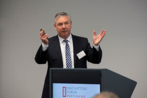 Herbert Schönle, Spring Technologies GmbH zeigt auf wie man mit der NC-Simulationssoftware NCSIMUL die Effizienz und Produktivität des Maschinenparks markant erhöhen kann. Herbert Schönle, Spring Technologies GmbH zeigt auf wie man mit der NC-Simulationssoftware NCSIMUL die Effizienz und Produktivität des Maschinenparks markant erhöhen kann.