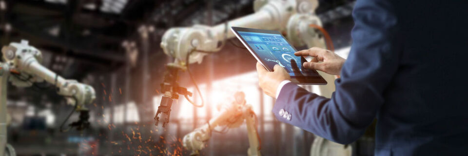 Das freie Betriebssystem für Roboter ROS setzt sich immer mehr in industriellen Anwendungen durch und bietet Roboterherstellern und Anwendern zahlreiche Vorteile. Das freie Betriebssystem für Roboter ROS setzt sich immer mehr in industriellen Anwendungen durch und bietet Roboterherstellern und Anwendern zahlreiche Vorteile.