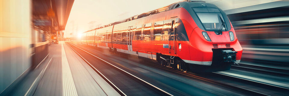 Den Schienenverkehr durch Digitalisierung ausbauen und stabilisieren. Den Schienenverkehr durch Digitalisierung ausbauen und stabilisieren.