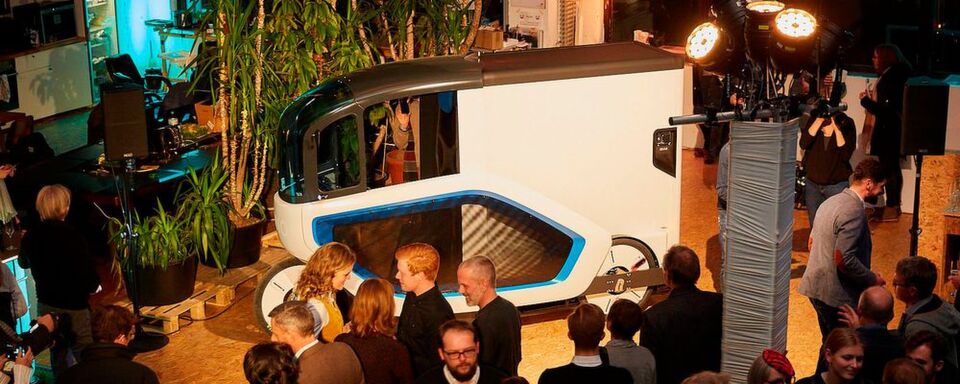 Der erste Prototyp des elektrifizierten Cargobikes wurde gestern vom Start-up ONO vorgestellt. Der erste Prototyp des elektrifizierten Cargobikes wurde gestern vom Start-up ONO vorgestellt.
