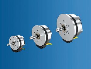 Des moteurs à rotor externe à couple élevé aussi courts que possible du côté axial sont souvent requis dans les domaines de la robotique, des prothèses articulaires, de l'automatisation de laboratoire, des pompes, des technologies médicales ou de l'équipement de cabine d'avion. Les moteurs BXT de FAULHABER établissent de nouvelles normes car ils offrent des couples nettement plus élevés que les couples possibles auparavant dans cette catégorie d'entraînement. Des moteurs à rotor externe à couple élevé aussi courts que possible du côté axial sont souvent requis dans les domaines de la robotique, des prothèses articulaires, de l'automatisation de laboratoire, des pompes, des technologies médicales ou de l'équipement de cabine d'avion. Les moteurs BXT de FAULHABER établissent de nouvelles normes car ils offrent des couples nettement plus élevés que les couples possibles auparavant dans cette catégorie d'entraînement.