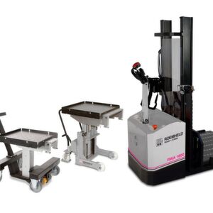 Mit drei Modellen bedient Roemheld vier Gewichtsklassen: Die Wechselwagen für Werkzeuge bis zu 500 kg (l.) und 1.000 kg (M.) lassen sich manuell oder mithilfe eines optionalen Hilfsantriebs verfahren. Den Geh-Hubwagen (r.) für besonders schwere Werkzeuge gibt es bis 1.600 kg Traglast. Er wird komplett über eine Multifunktionsdeichsel gesteuert Mit drei Modellen bedient Roemheld vier Gewichtsklassen: Die Wechselwagen für Werkzeuge bis zu 500 kg (l.) und 1.000 kg (M.) lassen sich manuell oder mithilfe eines optionalen Hilfsantriebs verfahren. Den Geh-Hubwagen (r.) für besonders schwere Werkzeuge gibt es bis 1.600 kg Traglast. Er wird komplett über eine Multifunktionsdeichsel gesteuert