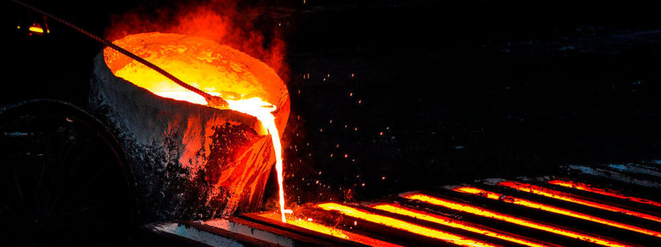 Der Namensvetter: Der Fachbegriff „Annealing“ steht in der Stahlindustrie für den Glühvorgang: Anwärmen, Halten und Abkühlen von Metallen. Der Namensvetter: Der Fachbegriff „Annealing“ steht in der Stahlindustrie für den Glühvorgang: Anwärmen, Halten und Abkühlen von Metallen.