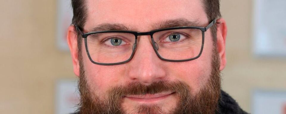 Jens Kratschmar (37) ist seit dem 1. Dezember 2018 für die Produktkommunikation für Michelin in Deutschland, Österreich und der Schweiz zuständig. Jens Kratschmar (37) ist seit dem 1. Dezember 2018 für die Produktkommunikation für Michelin in Deutschland, Österreich und der Schweiz zuständig.
