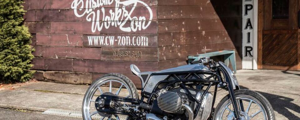 Erstmals zu sehen war ein Prototyp des neuen BMW-Motors auf der Customizer-Messe Hot Rod Custom Show im japanischen Yokohama in einem handgefertigten Einzelstück. Erstmals zu sehen war ein Prototyp des neuen BMW-Motors auf der Customizer-Messe Hot Rod Custom Show im japanischen Yokohama in einem handgefertigten Einzelstück.