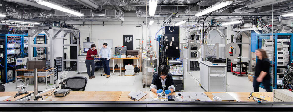 Durchblick: Das IBM Q Lab. Durchblick: Das IBM Q Lab.
