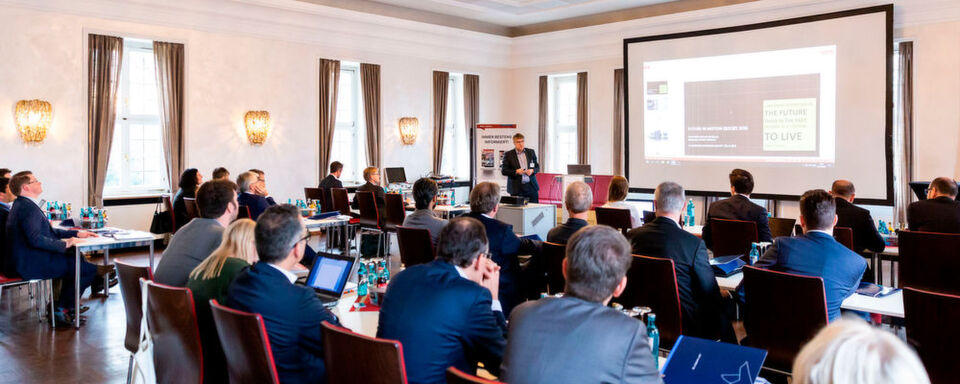 Den Auftakt des diesjährigen EDL-Circles machte eine Keynote des VW-Zukunftsforschers Wolfgang Müller-Pietralla. Den Auftakt des diesjährigen EDL-Circles machte eine Keynote des VW-Zukunftsforschers Wolfgang Müller-Pietralla.