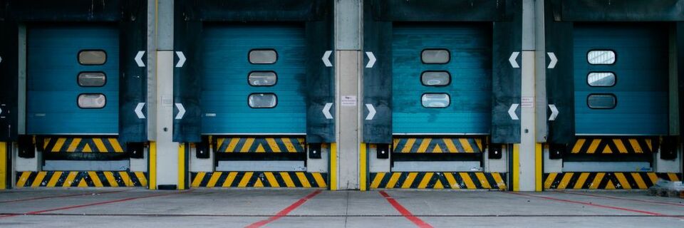 Der Vertrieb bildet die Grundlage der Auftragsgewinnung. Ist er richtig gestaltet, schafft er es zudem die Kundennähe zu optimieren. Der Vertrieb bildet die Grundlage der Auftragsgewinnung. Ist er richtig gestaltet, schafft er es zudem die Kundennähe zu optimieren.