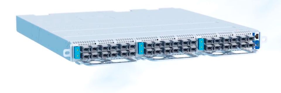 ADVAs „FSP 3000 CloudConnect“-Plattform nutzt Funktionen von Acacias kohärentem DSP Pico. ADVAs „FSP 3000 CloudConnect“-Plattform nutzt Funktionen von Acacias kohärentem DSP Pico.