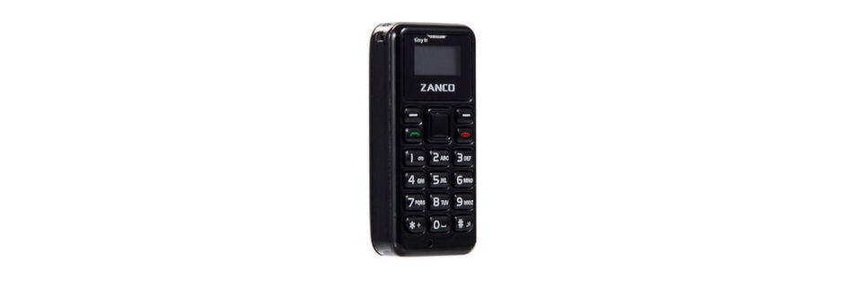 Die Zifferntastatur des Zanco Tiny T1 – des kleinsten Handys der Welt – kann verwendet und damit sogar SMS geschrieben werden. Die Zifferntastatur des Zanco Tiny T1 – des kleinsten Handys der Welt – kann verwendet und damit sogar SMS geschrieben werden.