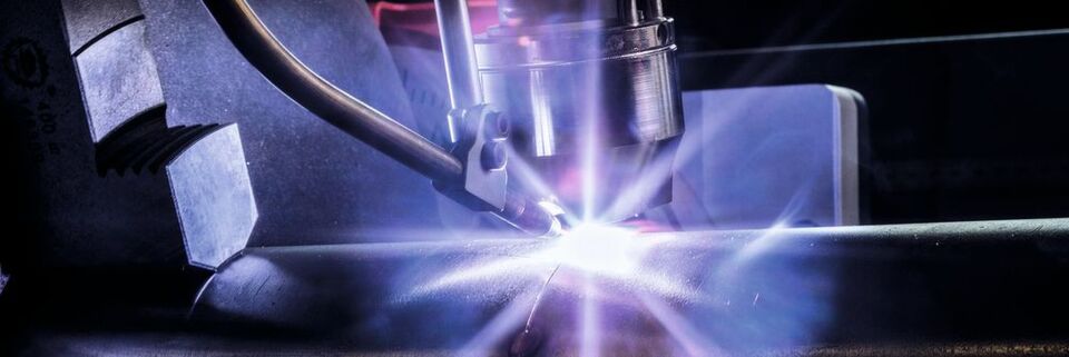 Arc Tig: Die mechanisierte WIG-Lösung von Fronius ermöglicht hochqualitative Ergebnisse bei hohen Schweißgeschwindigkeiten. Arc Tig: Die mechanisierte WIG-Lösung von Fronius ermöglicht hochqualitative Ergebnisse bei hohen Schweißgeschwindigkeiten.